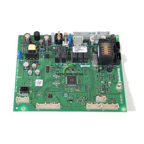 Placa Electrónica Ferroli Econcept Tech 25 — Ref. 39821523, repuesto fotografiado sobre fondo blanco