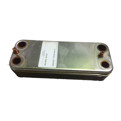 Intercambiador de Placas Junkers Ceraclass Midi ZW24 AE23 — Ref. 87054062640, repuesto fotografiado sobre fondo blanco