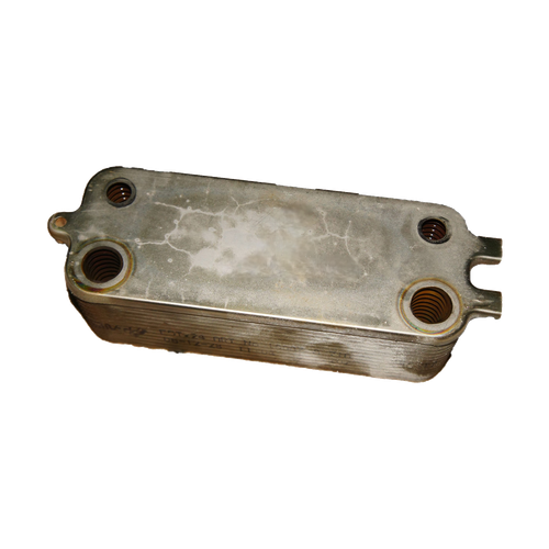 Intercambiador de Placas Junkers Euromaxx ZWC 24 28-1MFA 23 S2800 — Ref. 87167719870, repuesto fotografiado sobre fondo blanco