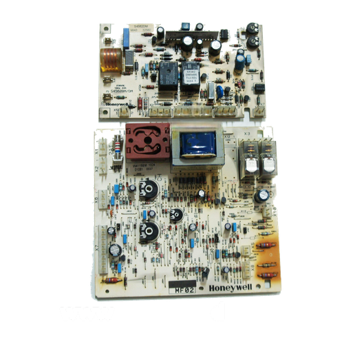 Placa Electrónica Ferroli Domina — Ref. 39807690, repuesto fotografiado sobre fondo blanco